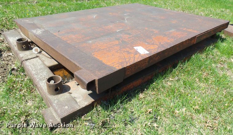 image for item DG5621 Trench box