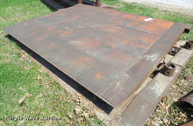 image for item DG5621 Trench box