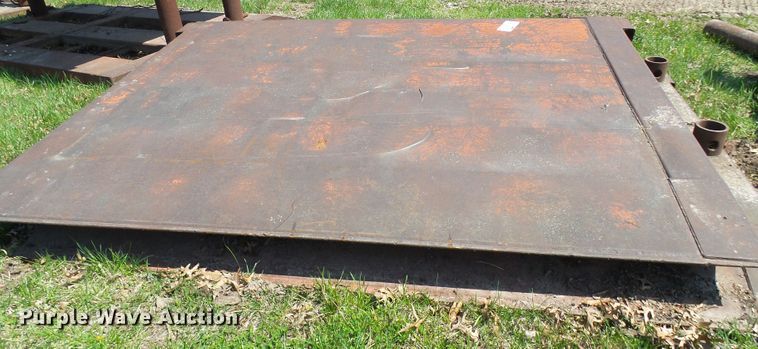 image for item DG5621 Trench box