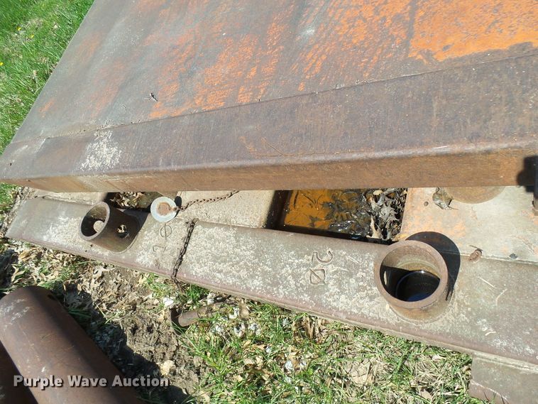 image for item DG5621 Trench box