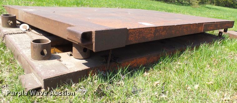 image for item DG5621 Trench box