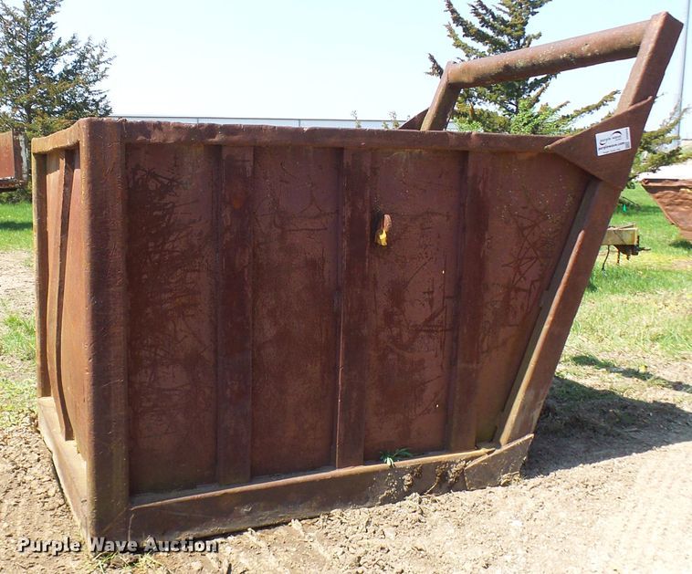 Rock box in Columbia, MO Item DG5624 sold Purple Wave