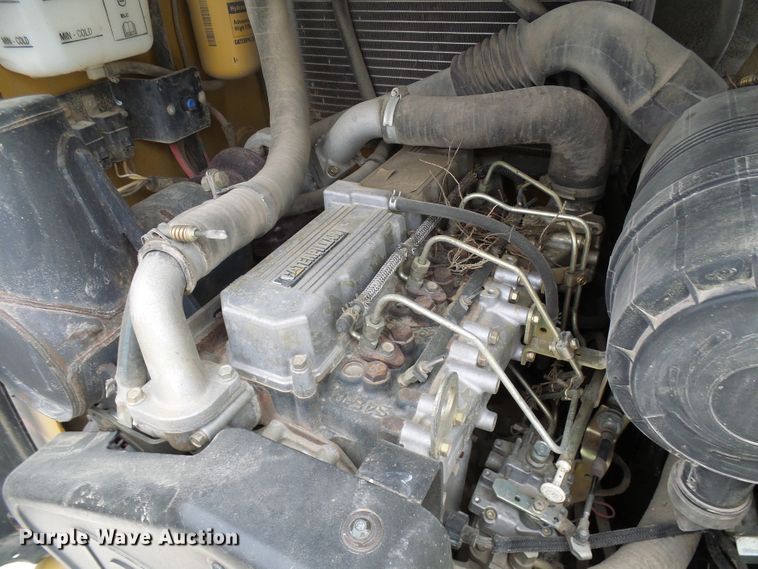 image for item DG5636 2005 Caterpillar  246B skid steer loader