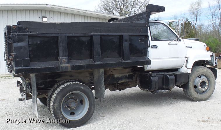 image for item DG5637 1991 GMC TopKick C6500 dump truck