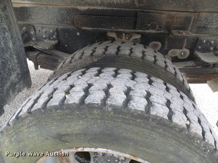 image for item DG5637 1991 GMC TopKick C6500 dump truck
