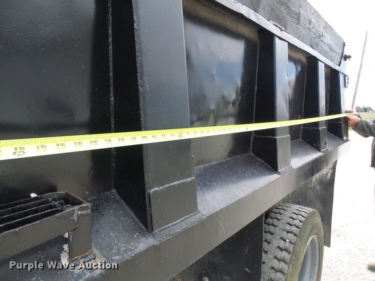 image for item DG5637 1991 GMC TopKick C6500 dump truck