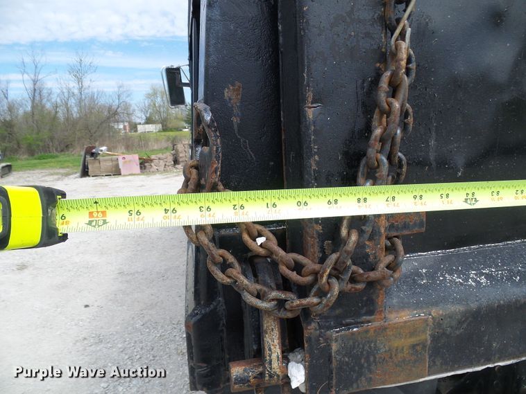 image for item DG5637 1991 GMC TopKick C6500 dump truck