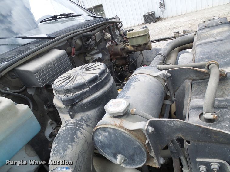 image for item DG5637 1991 GMC TopKick C6500 dump truck