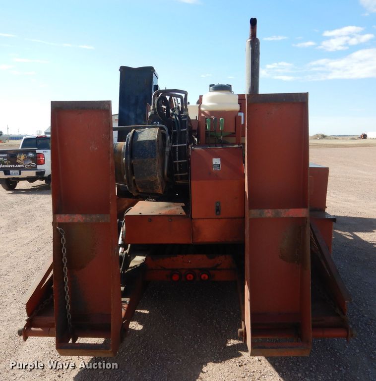 image for item DG5945 2000 Ditch Witch JT1720  directional boring unit