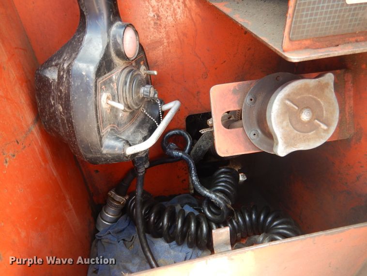 image for item DG5945 2000 Ditch Witch JT1720  directional boring unit