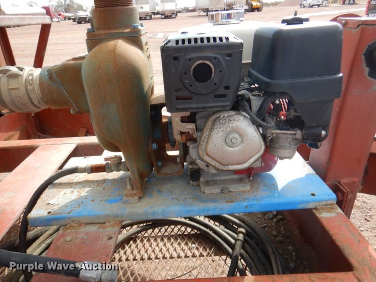image for item DG5945 2000 Ditch Witch JT1720  directional boring unit