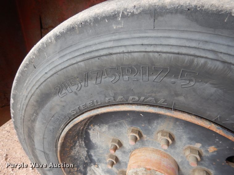 image for item DG5945 2000 Ditch Witch JT1720  directional boring unit