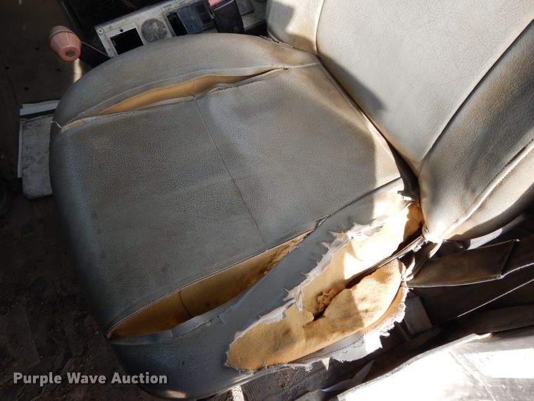 image for item DG6407 1995 Mack DM690S ready mix truck