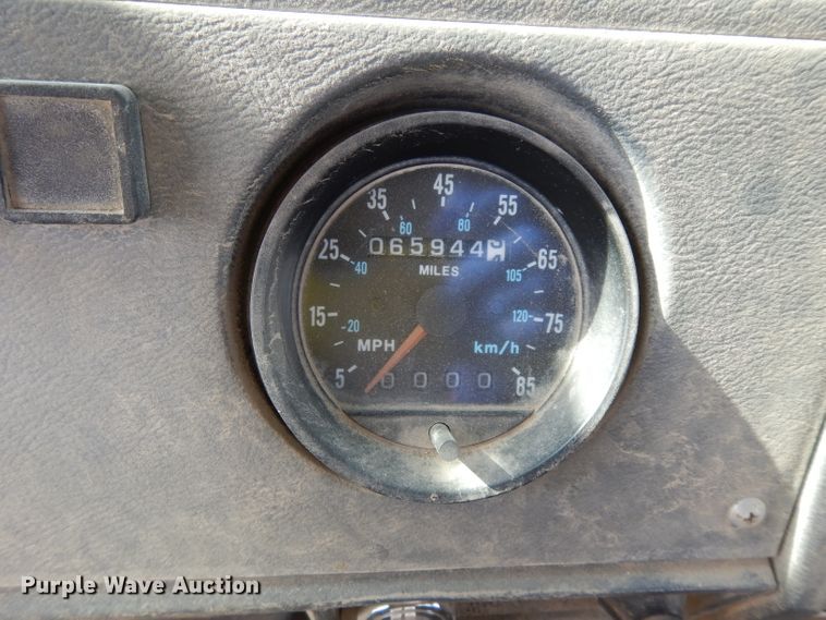 image for item DG6407 1995 Mack DM690S ready mix truck