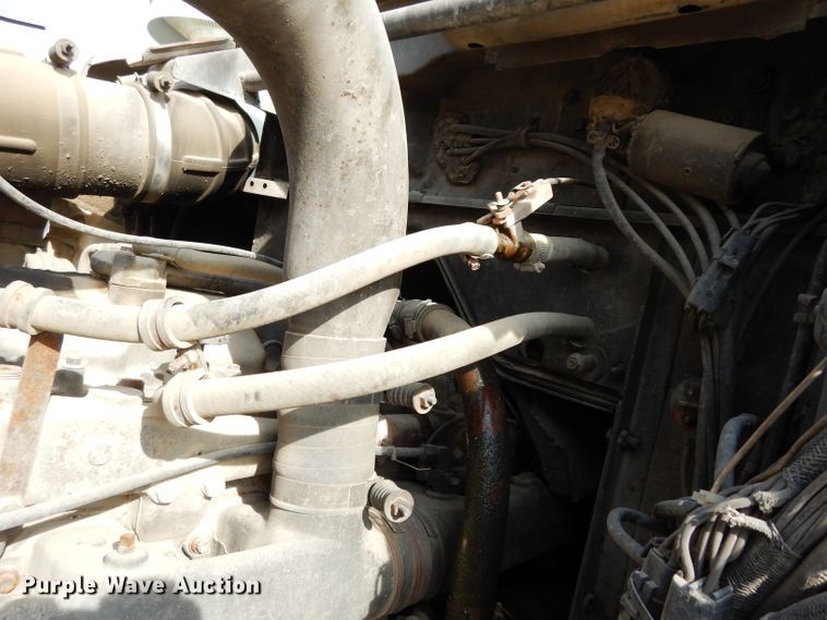 image for item DG6407 1995 Mack DM690S ready mix truck