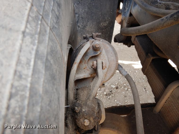 image for item DG6407 1995 Mack DM690S ready mix truck