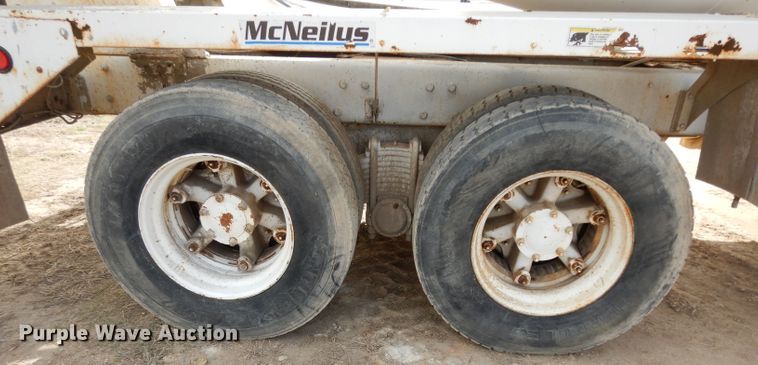 image for item DG6407 1995 Mack DM690S ready mix truck