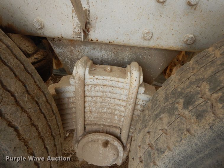 image for item DG6407 1995 Mack DM690S ready mix truck