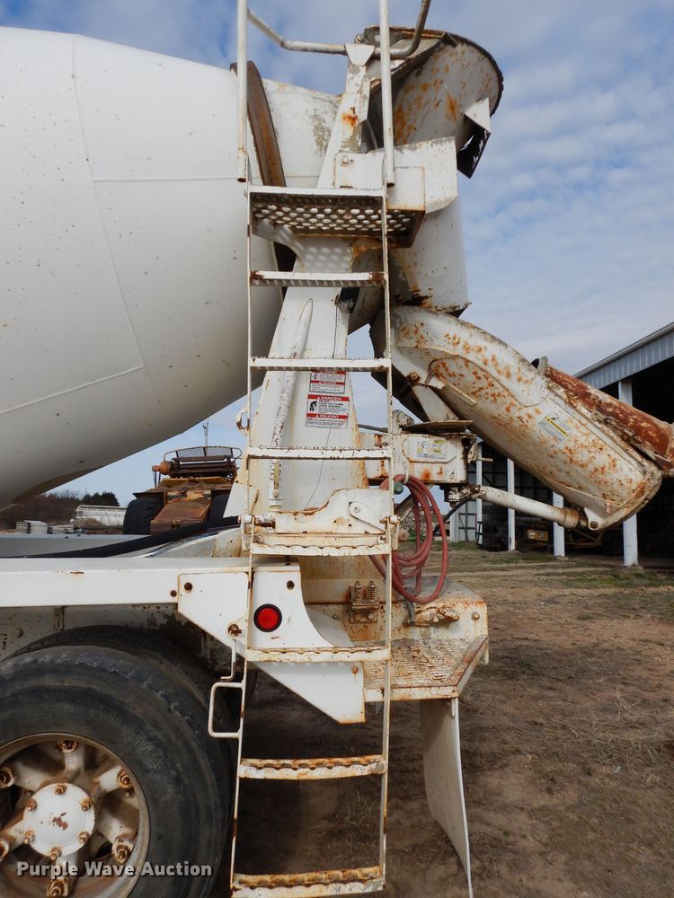 image for item DG6407 1995 Mack DM690S ready mix truck