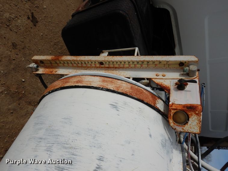 image for item DG6407 1995 Mack DM690S ready mix truck