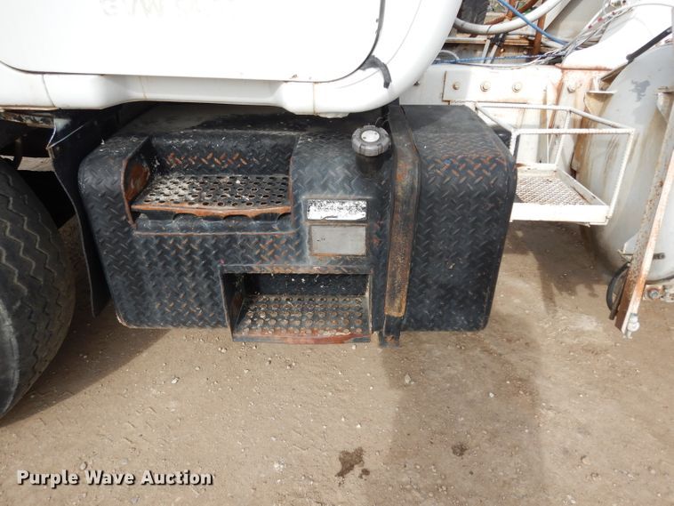 image for item DG6407 1995 Mack DM690S ready mix truck