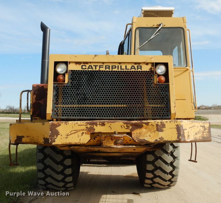 image for item DG6408 1987 Caterpillar 615 elevating scraper