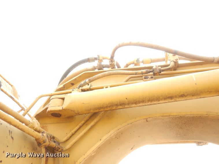 image for item DG6408 1987 Caterpillar 615 elevating scraper