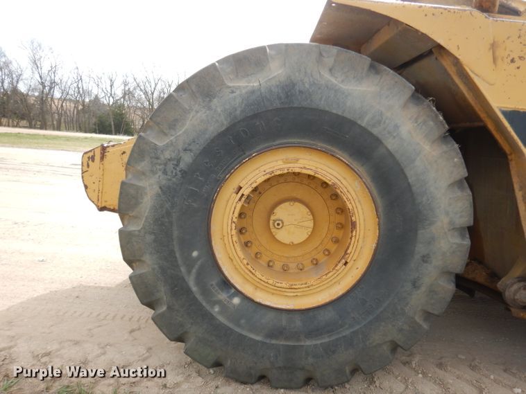 image for item DG6408 1987 Caterpillar 615 elevating scraper