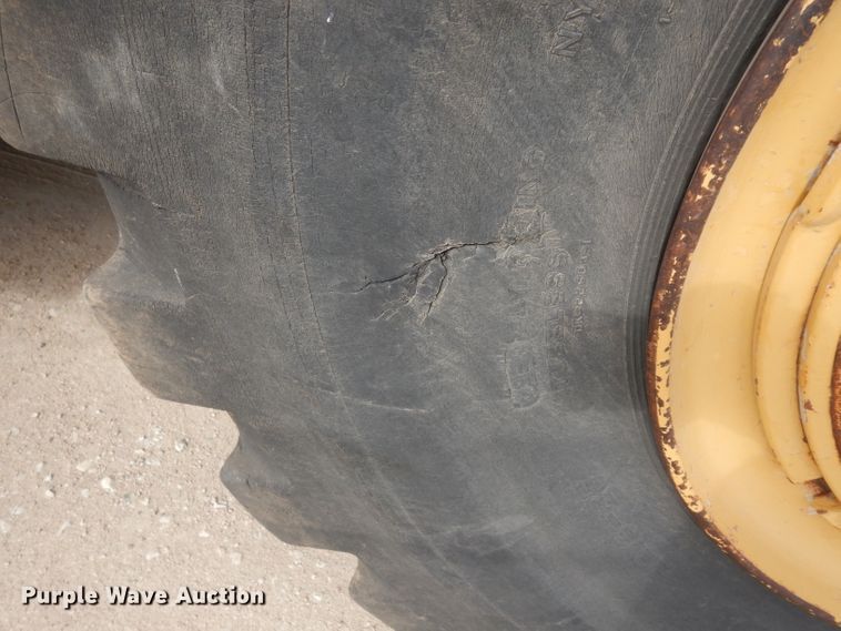 image for item DG6408 1987 Caterpillar 615 elevating scraper