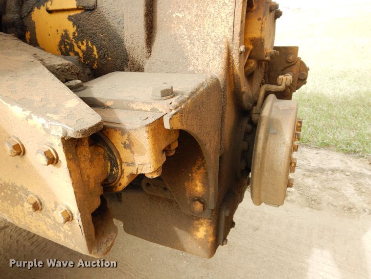 image for item DG6408 1987 Caterpillar 615 elevating scraper
