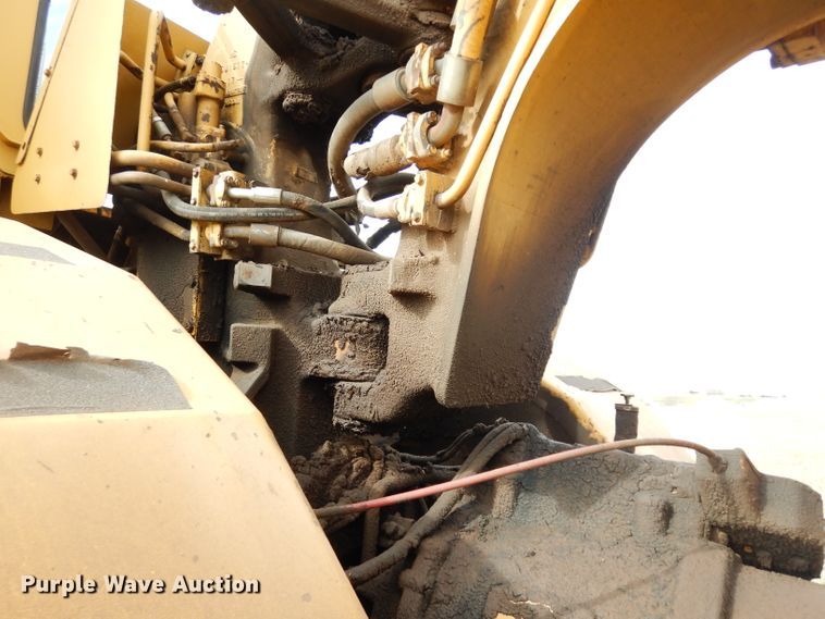 image for item DG6408 1987 Caterpillar 615 elevating scraper