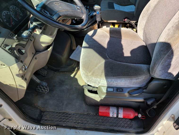 image for item DG7707 2007 Sterling LT9500 crane truck