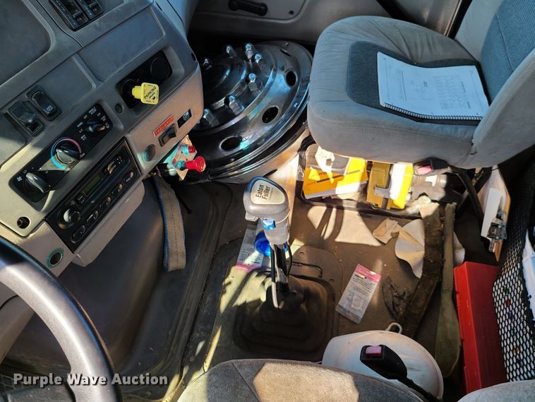 image for item DG7707 2007 Sterling LT9500 crane truck