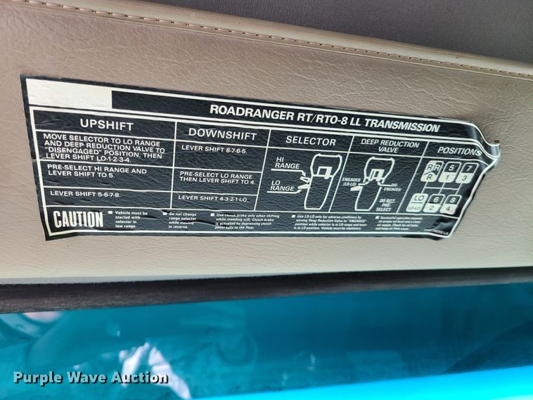 image for item DG7707 2007 Sterling LT9500 crane truck