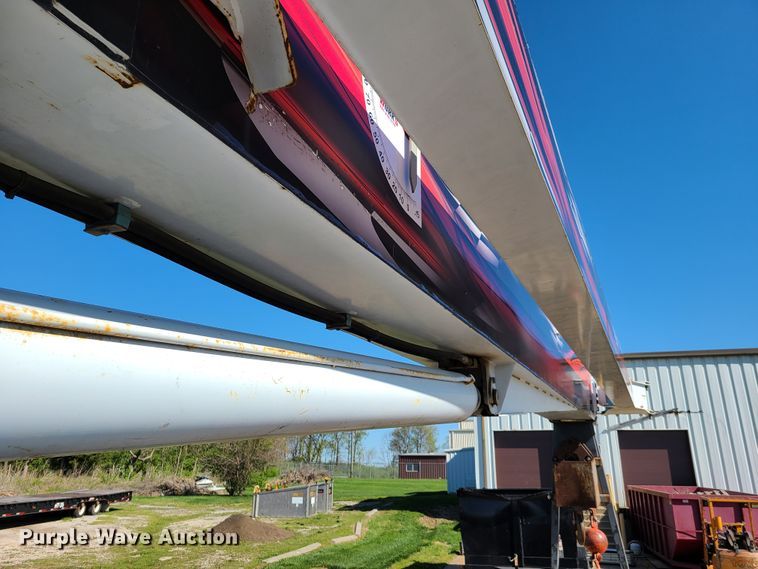 image for item DG7707 2007 Sterling LT9500 crane truck