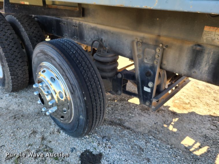 image for item DG7707 2007 Sterling LT9500 crane truck