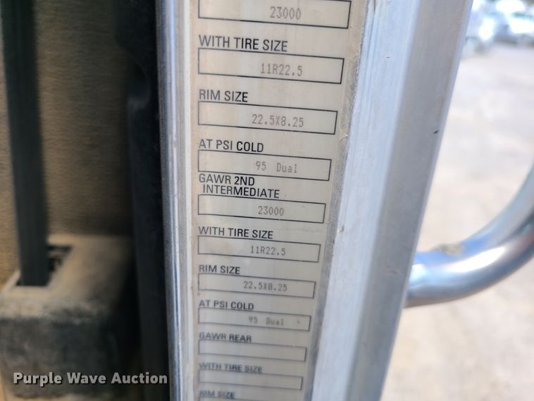 image for item DG7710 2007 Peterbilt 335 ready mix truck