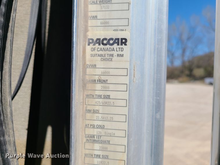 image for item DG7711 2006 Peterbilt 335 ready mix truck