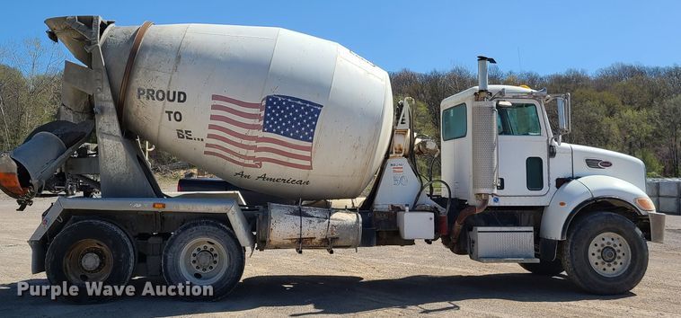 image for item DG7712 2006 Peterbilt 335 ready mix truck