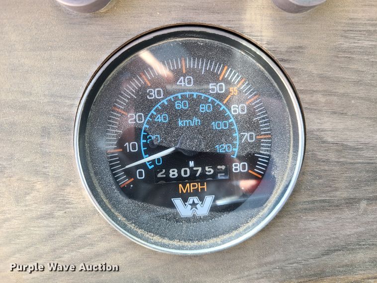 image for item DG7715 1992 Western Star 4864F crane truck