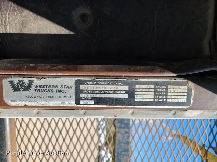 image for item DG7715 1992 Western Star 4864F crane truck