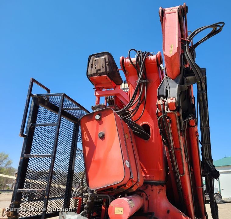 image for item DG7715 1992 Western Star 4864F crane truck