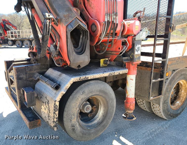 image for item DG7715 1992 Western Star 4864F crane truck