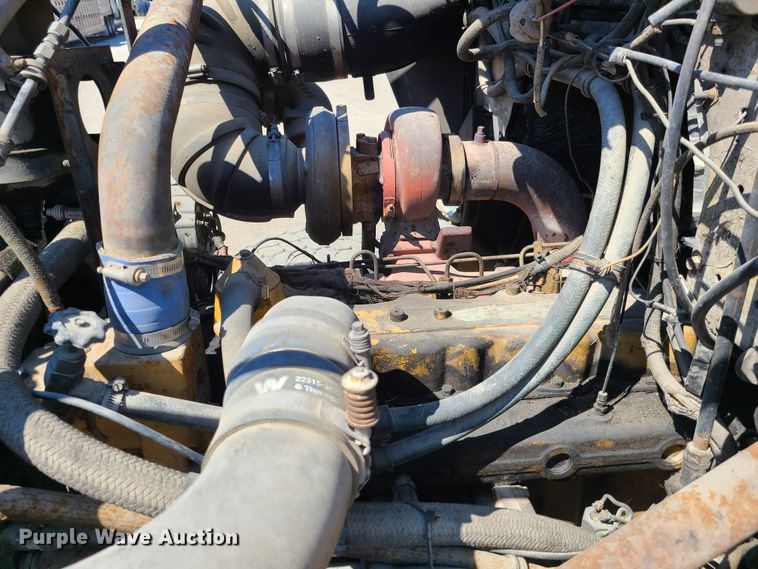 image for item DG7715 1992 Western Star 4864F crane truck