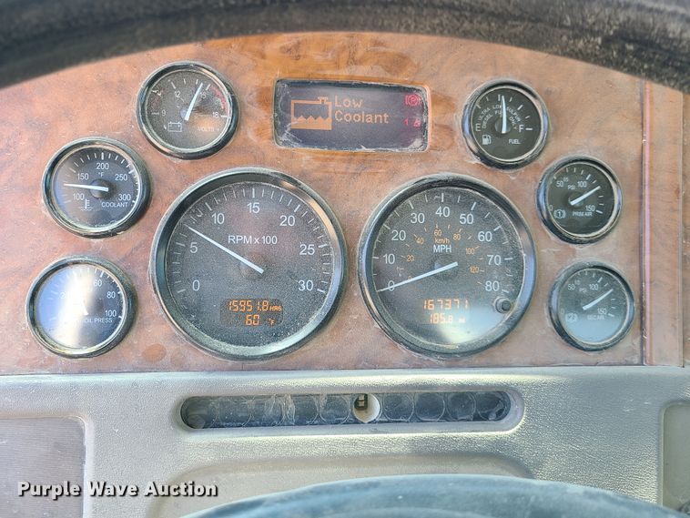 image for item DG7717 2009 Peterbilt 365 ready mix truck