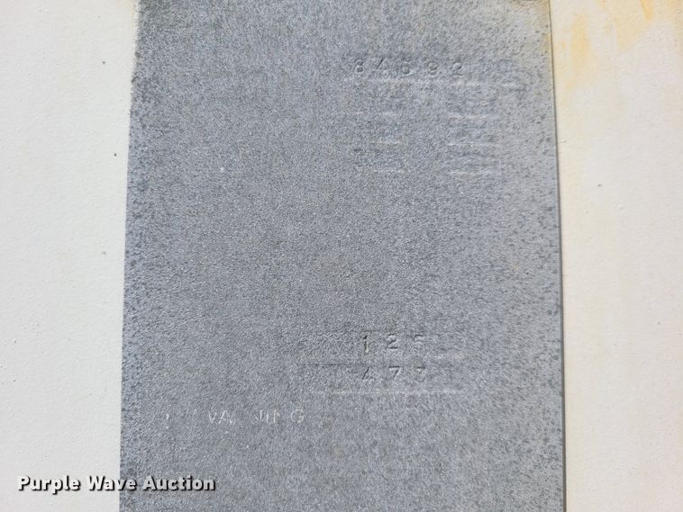 image for item DG7717 2009 Peterbilt 365 ready mix truck