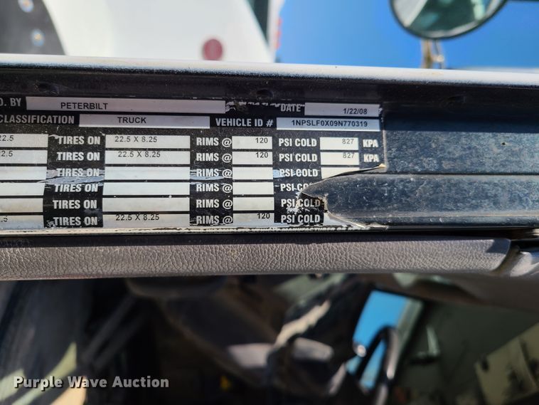 image for item DG7717 2009 Peterbilt 365 ready mix truck