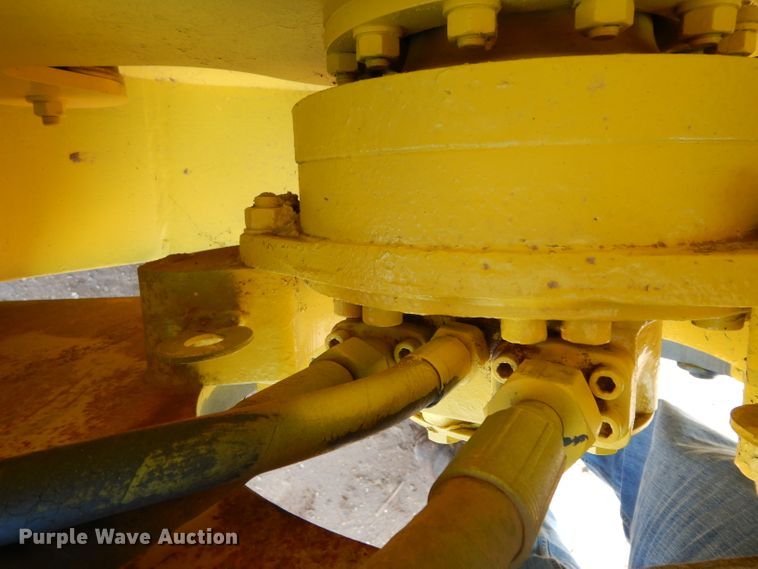 image for item DH2383 Bomag BW213D-2 single drum vibratory roller
