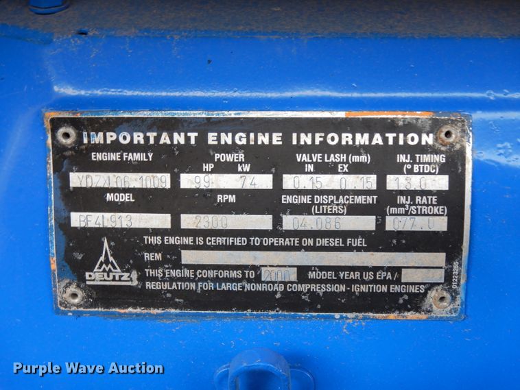 image for item DH2383 Bomag BW213D-2 single drum vibratory roller