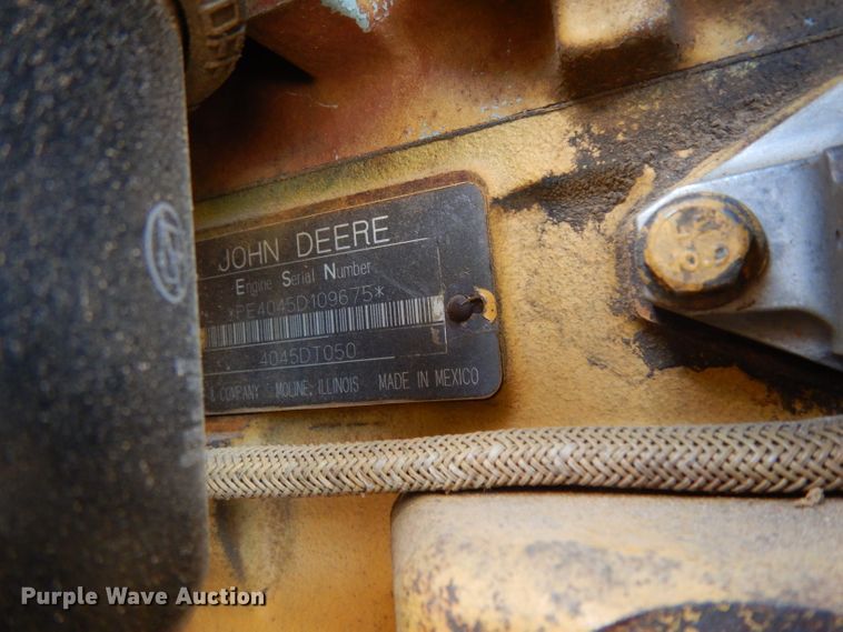 image for item DH2384 2000 John Deere 210LE  landscape tractor